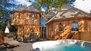 Silvertree House